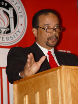 Joe Black, president, Southern Bancorp Capital Partners, was the keynote speaker at the 2009 Diversity Excellence Awards.